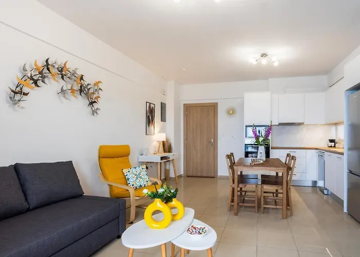 Yioula's * Ρέθυμνο