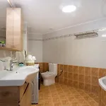 Apartament Yioula's