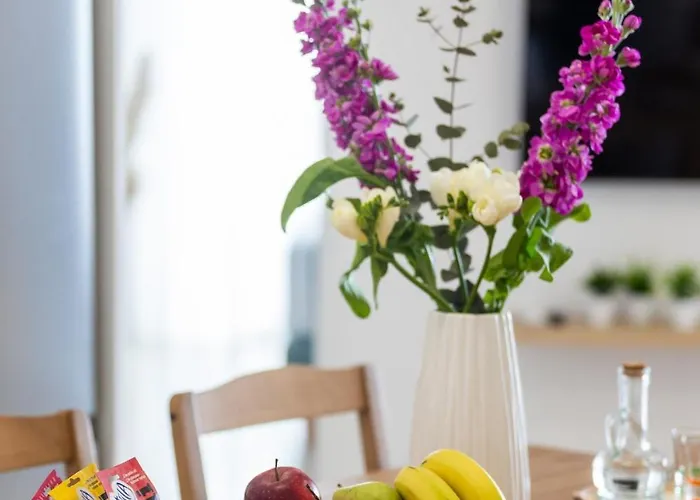 Yioula's Apartment *